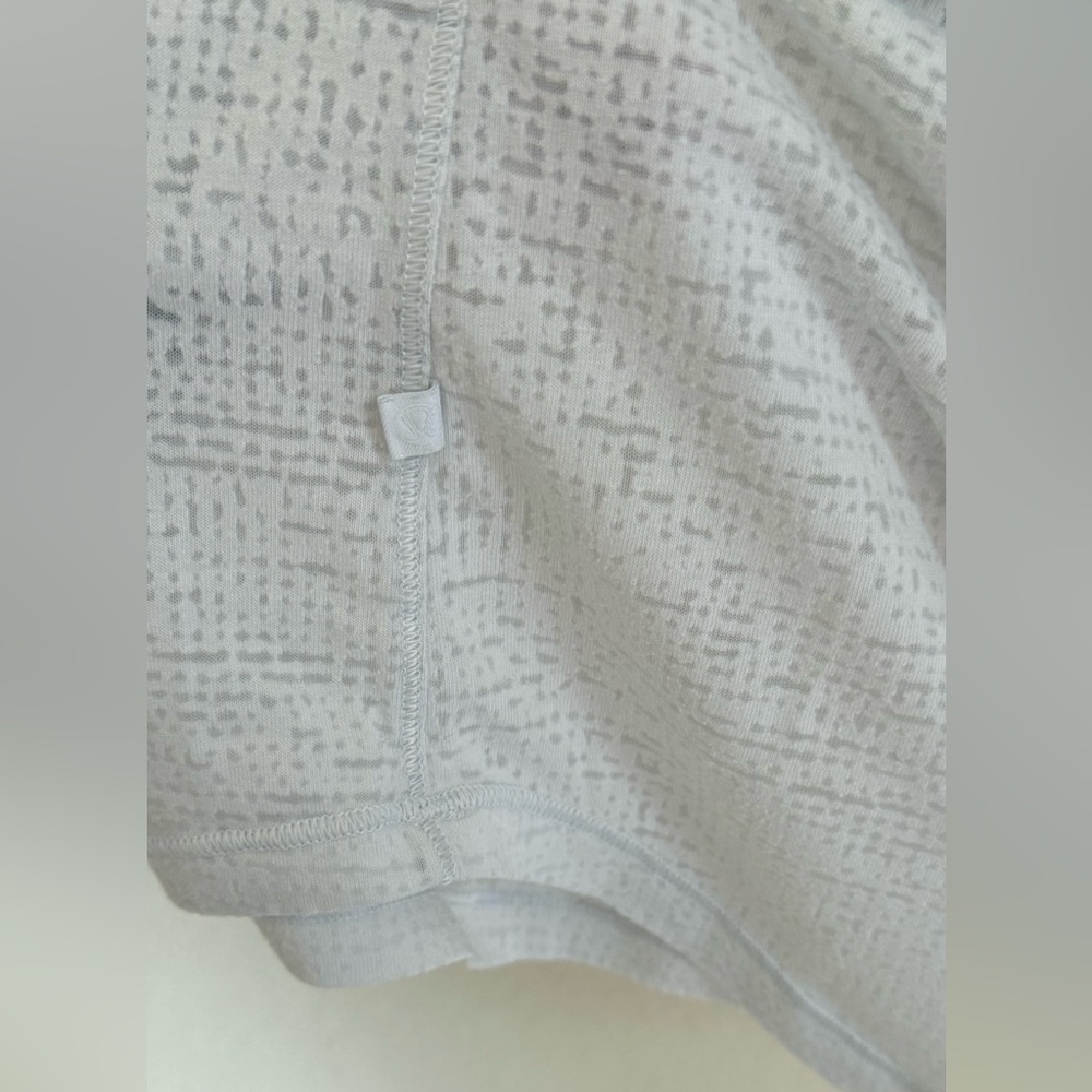 Lululemon Timeless Classic Tank Top – White Size 8 - Picture 5 of 9